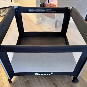 Joovy Room 2 Travel Playpen